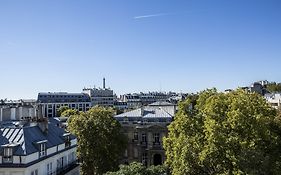 Royal Garden Champs-Elysees